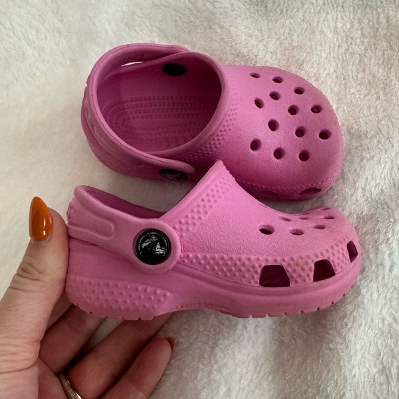 Infant Crocs - Picture 2 of 4